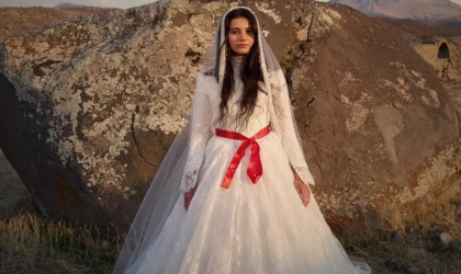 Dicle Rolüyle Kalpleri Fethetti! Helin Kandemir Kaç Yaşında ve Nereli? İşte Oynadığı Diziler!