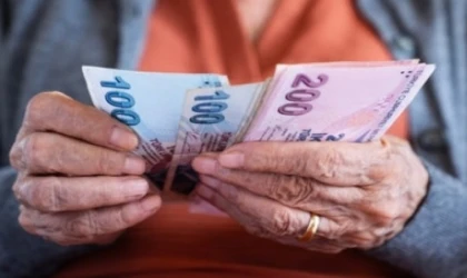 Emekliye ikinci maaş mı geliyor? 2026’da “Vatandaşlık Maaşı” desteği başlıyor! Kimler alabilecek?