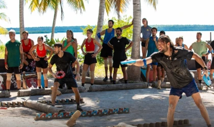 Ünlüler mi Gönüllüler mi? Survivor dokunulmazlık oyununu kazanan takım kulislerde sızdı