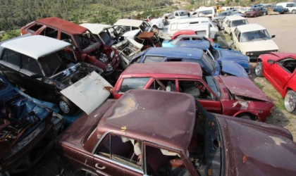 25 Yaş Üstü Aracı Olanlar Yaşadı! Meclis'te Dev Hurda Teşviki: Eski Arabayı Ver, ÖTV'siz Togg'u Al!