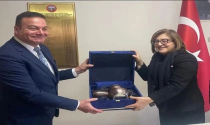 Başkent’te Gaziantep Rüzgarı! Fatma Şahin’den Ankara Gaziantepliler Derneği’ne Önemli Ziyaret!