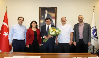 Gaziantep Şehir Hastanesi’nde Yeni Dönem! Prof. Dr. Ahmet Uluşan Başhekim Olarak Atandı!