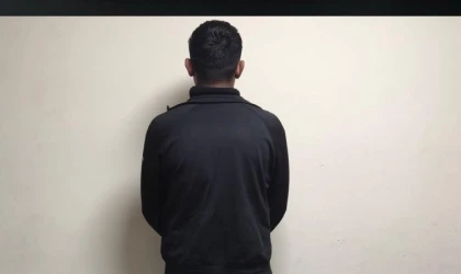 Gaziantep’te Narkotik Darbesi! 14 Yıl Cezası Bulunan Zehir Taciri Kıskıvrak Yakalandı!