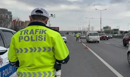 Trabzon’da Trafik Tarihinin Rekoru Kırıldı! 960 Bin TL Ceza Yiyen Sürücü Arabayı Satışa Çıkardı!