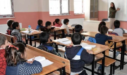 Yarın Okullar Tatil mi? 31 Mart Salı Günü İstanbul, Ankara, Hakkari ve Bursa’da Okul Var mı? Valilik Son Dakika Açıklamaları!