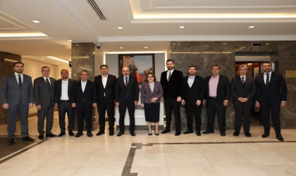 Gaziantep İnşaat Sektöründe Önemli Zirve! GAİMDER Başkanı Kanevetci Sorunları Sıraladı, Fatma Şahin'den Ankara Sözü Geldi!