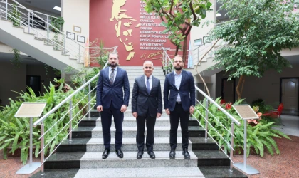 Gaziantep Üniversitesi’nde Kritik Zirve! YÖK Genel Sekreteri Batıkan Aksoy’dan Rektör Doğan’a Ziyaret!