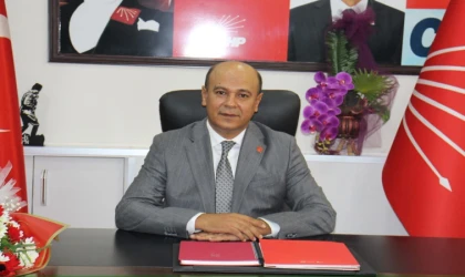 Gaziantep'te 3 Milyar Liralık "Promosyon" Resti! CHP İl Başkanı Vakkas Açar: "Eğitimciye Sadaka Vermeyi Aklınızdan Bile Geçirmeyin!"