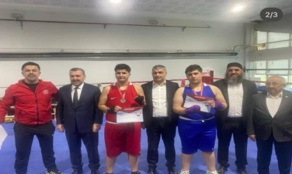 Gaziantep'te Boks Fırtınası Esti! İl Birincileri Madalyalarını Aldı: Genç Eldivenler Bursa Yolcusu!