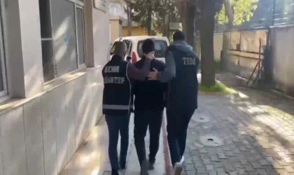 Gaziantep’te "Rüşvet" Operasyonu: 19 Gözaltı! Valilik Detayları Paylaştı: Kasadan Çeyrek Altın ve Cephanelik Çıktı!