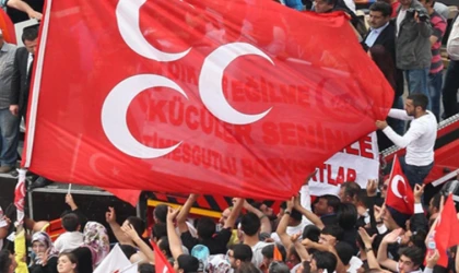 MHP’de İstanbul Depremi! İl Ve 39 İlçe Teşkilatı Resmen Feshedildi: İşte Şok Kararın Perde Arkası!