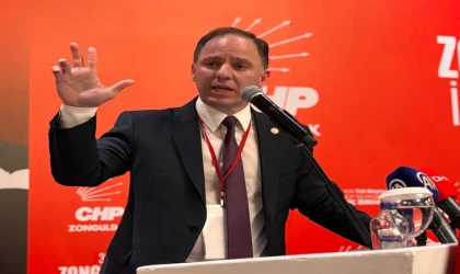 Türkiye’nin Ücretsiz Otoyollarına "Özelleştirme" Kıskacı! Deniz Yavuzyılmaz Deşifre Etti: 5 İlde 25 Yıllık "Geçiş Ücreti" Planı!