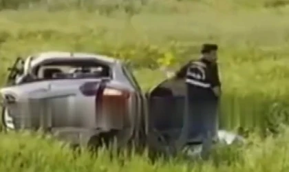 Gaziantep’te feci kaza! İki otomobil tarlaya uçtu: Yaralılar var
