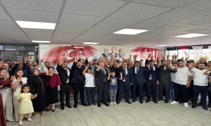 Gaziantep’te yaklaşık 300 kişi MHP’ye katıldı