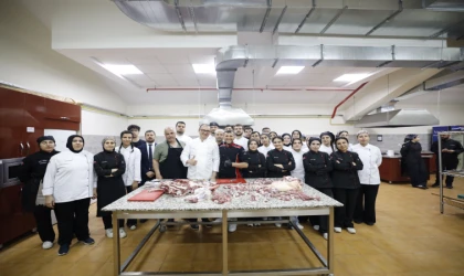 GİBTÜ’de Uygulamalı Gastronomi Eğitimi: Küçükbaş Et İşleme Teknikleri Anlatıldı