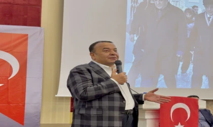 CHP Ankara Milletvekili Adnan Beker partisinden istifa etti