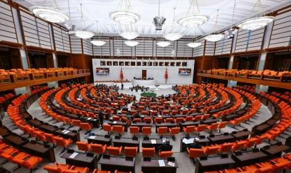 CHP’den istifa eden 91 milletvekili kim? YENİ Parti tam listesi