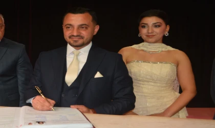 Onur ve Melek Eyyüpoğlu Çifti Görkemli Nikah Töreniyle Dünya Evine Girdiler
