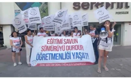 TÖDER önünde öğretmen eylemi: Taban maaş hakkı geri verilsin