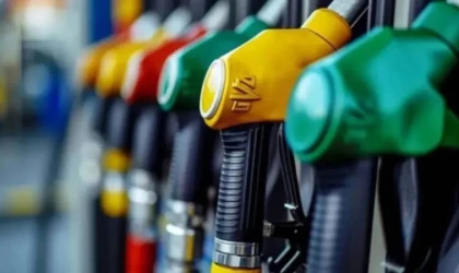 Akaryakıta dev zam! Motorine 8,89 TL, benzine 1,52 TL zam geldi