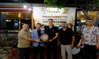 Akın Çalışıcı Taekwondo Federasyonuna sponsor oldu 
