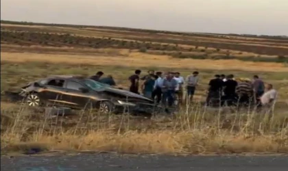 Şanlıurfa-Gaziantep yolunda kaza: Aynı aileden 9 kişi yaralandı