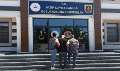 Gaziantep'te JASAT operasyonu: Aranan 2 hükümlü cezaevine gönderildi
