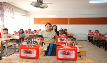 Umut Yılmaz'dan Yeni Eğitim- Öğretim Yılı mesajı! Çocuklarımızın ve gençlerimizin yanındayız