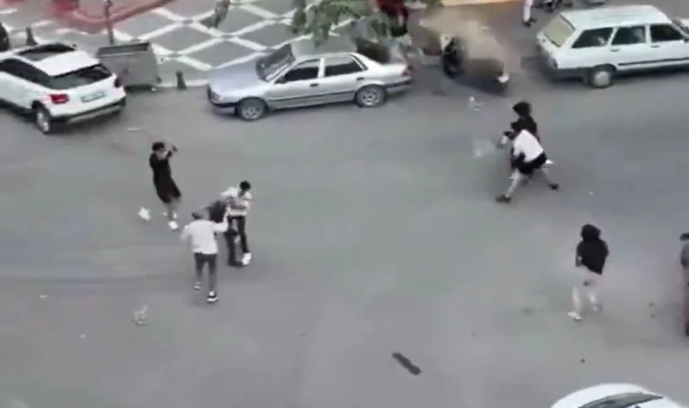 Şanlıurfa’da taşlı sopalı kavga: 4 kişi yaralandı Şanlıurfa’da taşlı sopalı kavga: 4 kişi yaralandı